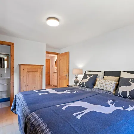 With Balcony And Alpine View *