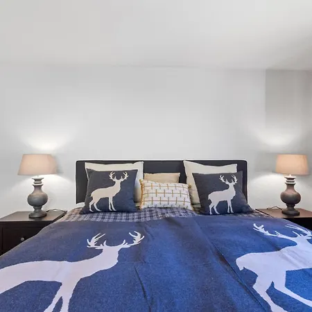 With Balcony And Alpine View * Ollon