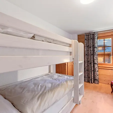 Apartment With Balcony And Alpine View