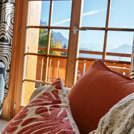 With Balcony And Alpine View Ollon