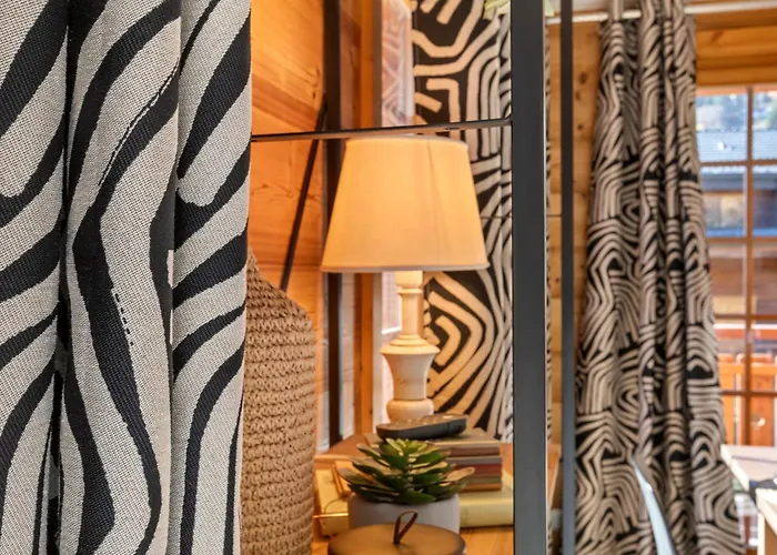 With Balcony And Alpine View *