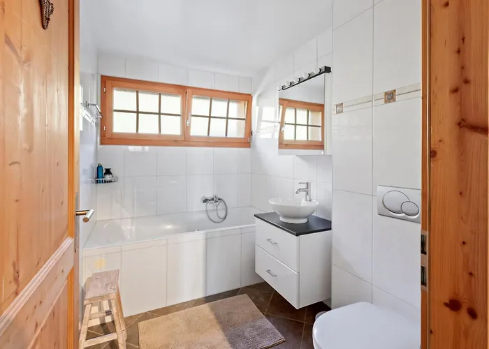 With Balcony And Alpine View Appartamento Ollon